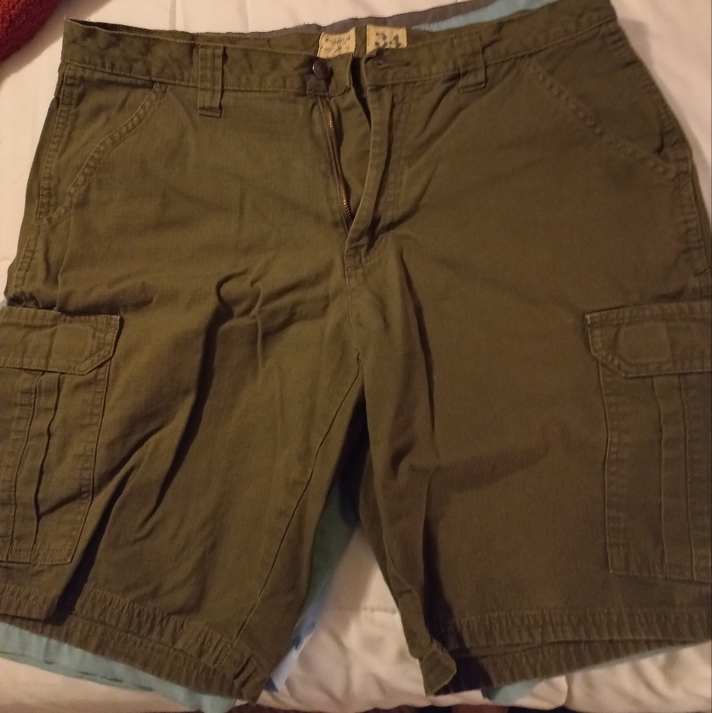 Men's cargo shorts